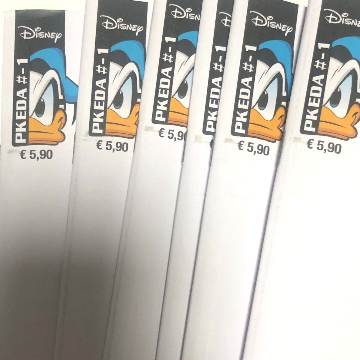 Disney Gold Banknotes featuring Mickey Mouse! - Banknotes to Collect