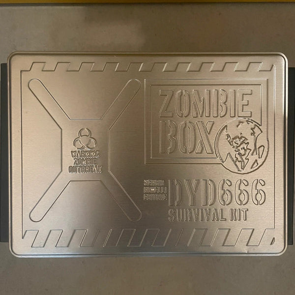 Kit Zombie 666 Argent [SCELLÉ] Dylan Dog numéro n. 1 Coffret spécial rare L'Aube des morts