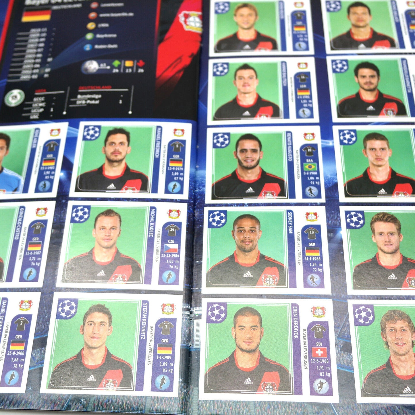 Komplettes Album mit Panini-Fußballspieleraufklebern CHAMPIONS LEAGUE 2011-12 UEFA 2012