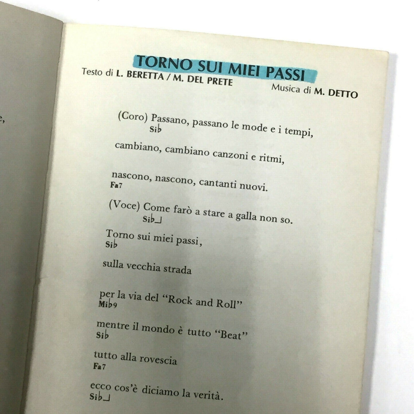 Adriano CELENTANO vol.1 - Libretto di Musica e Testi con Accordi per chitarra ed