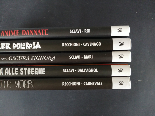 Lot de 5 bandes dessinées cartonnées de DYLAN DOG Collection complète Giant Bao Variant