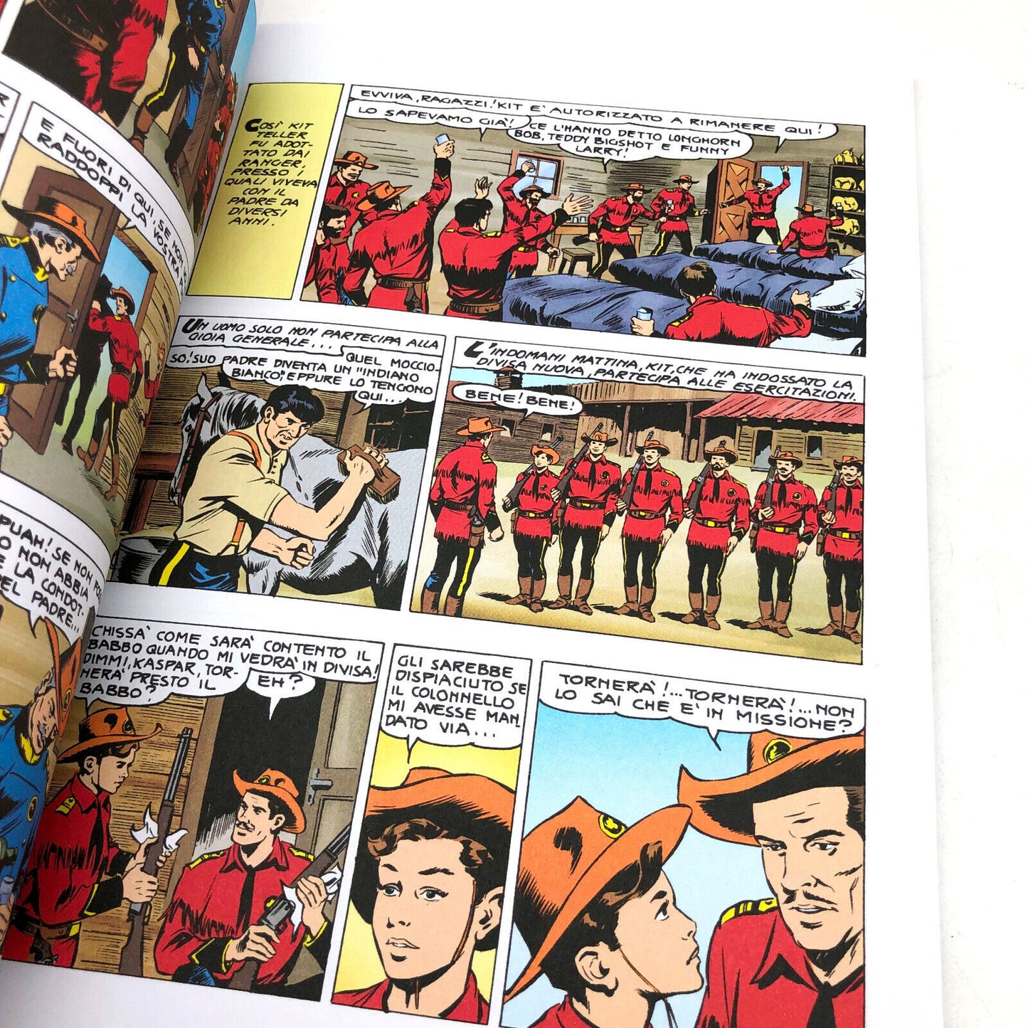Comic strip THE LITTLE RANGERS Western in color number n 1 Gazzetta dello Sport 2022