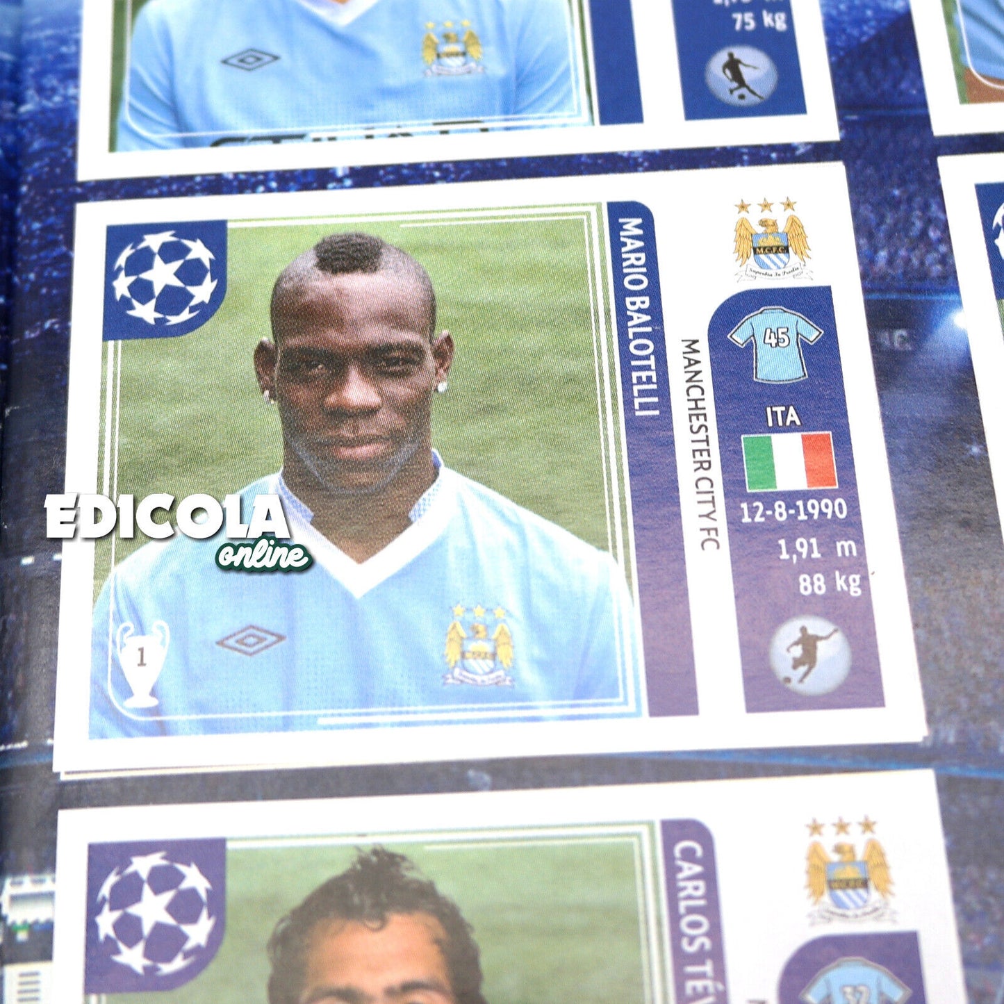 Komplettes Album mit Panini-Fußballspieleraufklebern CHAMPIONS LEAGUE 2011-12 UEFA 2012