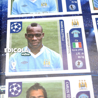 Komplettes Album mit Panini-Fußballspieleraufklebern CHAMPIONS LEAGUE 2011-12 UEFA 2012