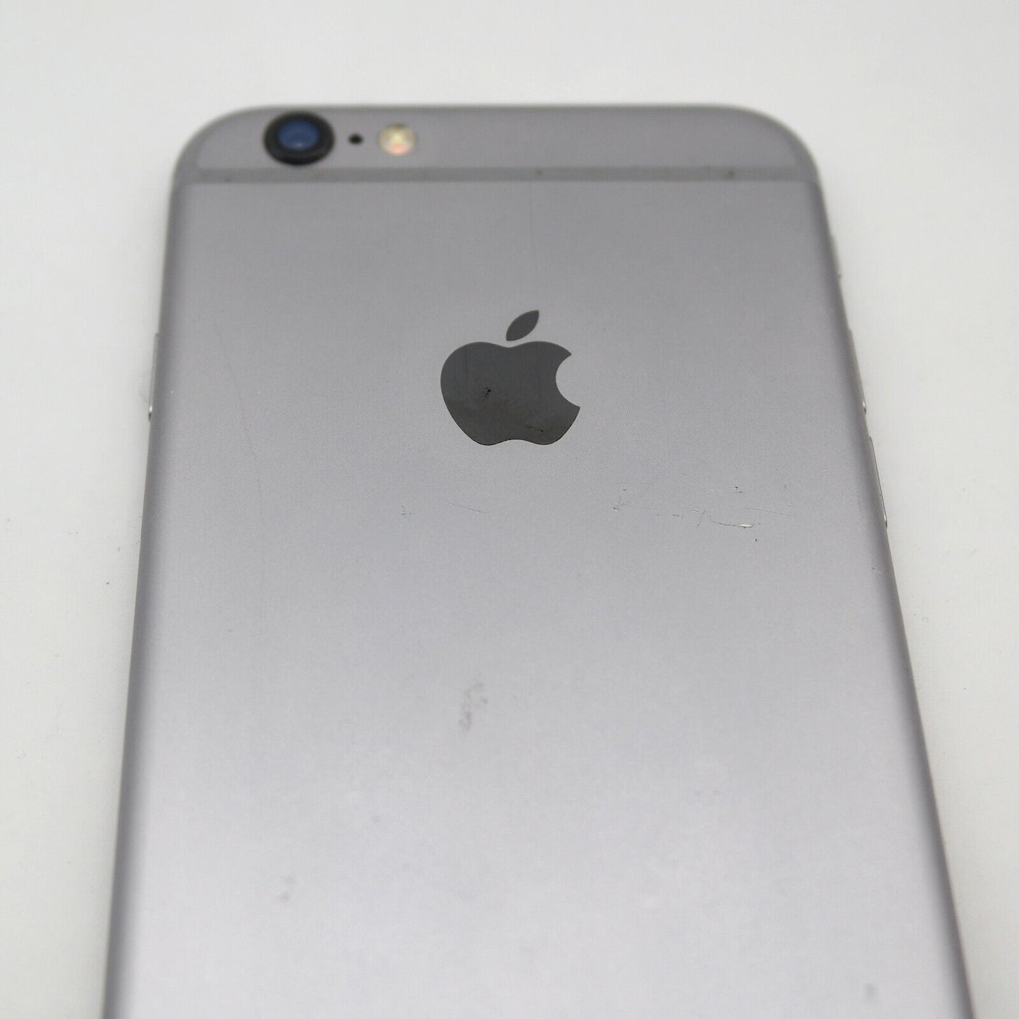 Apple iPhone 6 Reconditionné Gris sidéral Batterie 64 Go 100% Smartphone A1586 + verre