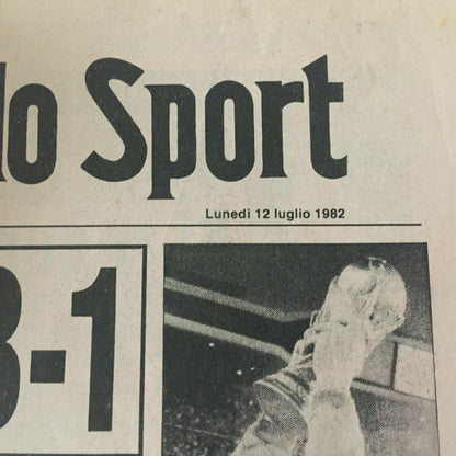 La Gazzetta dello sport ITALY 12 July + 1982 World Champions Stamp