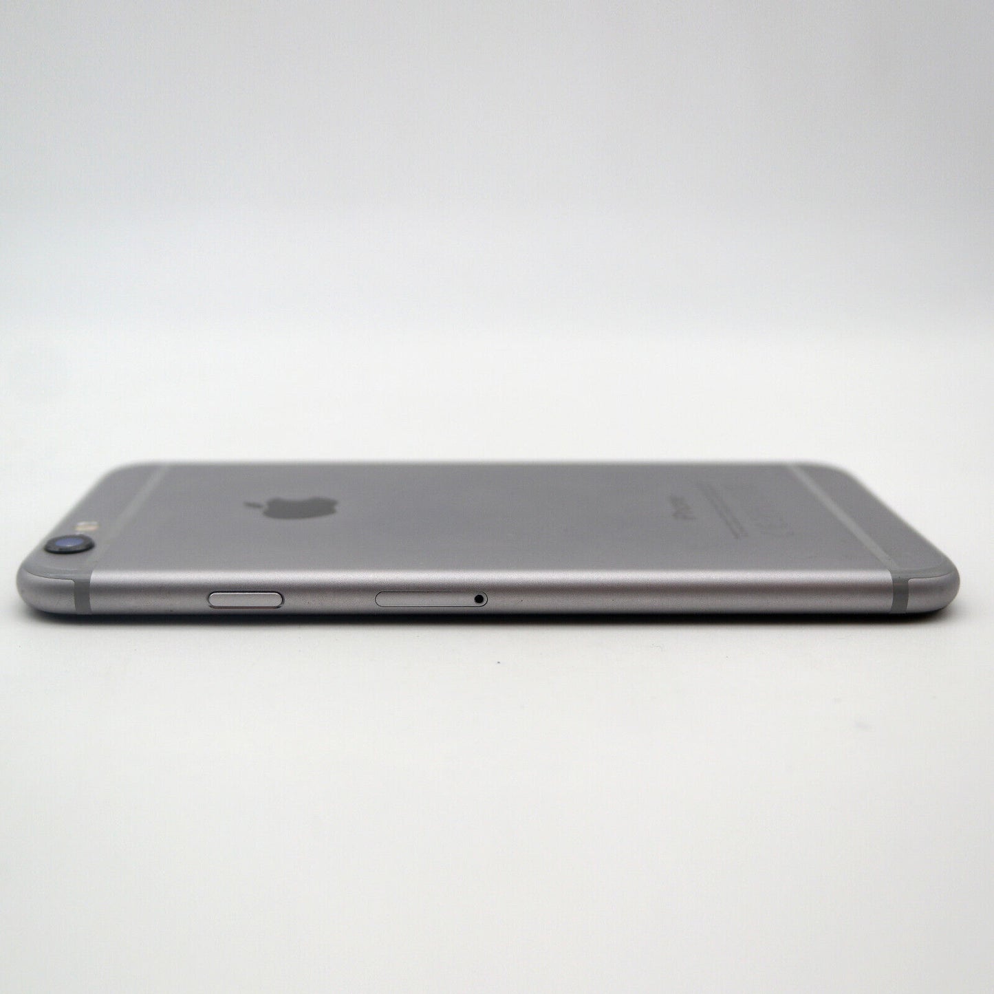 Apple iPhone 6 Reconditionné Gris sidéral Batterie 64 Go 100% Smartphone A1586 + verre