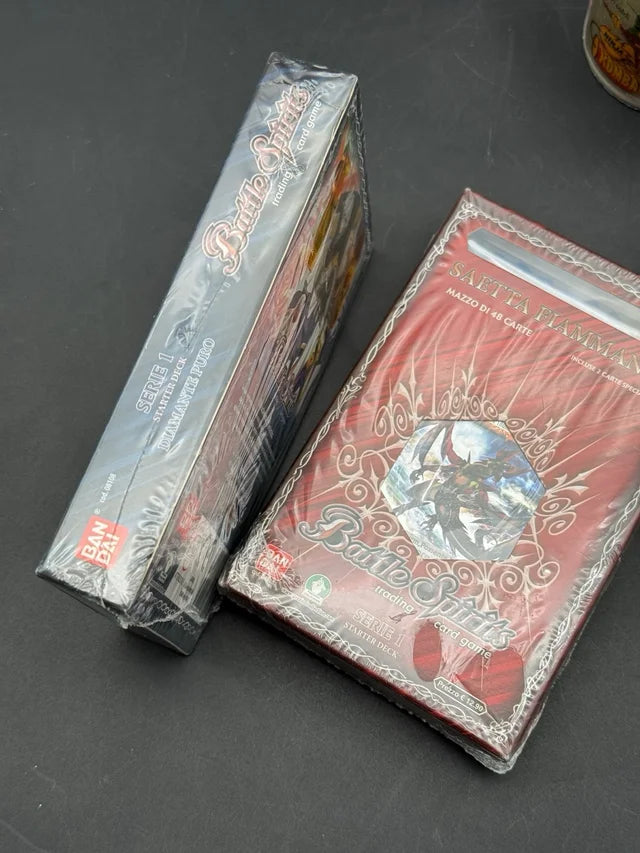 Deck Sigillato di Battle Spirits TCG - Serie 1 (Daimanete Puro e/o Saetta Fiammante)